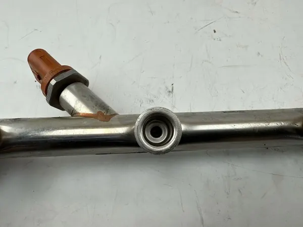 Kraftstoffverteiler OEM 079133316BM für Audi RS6 C7 2016 image 6