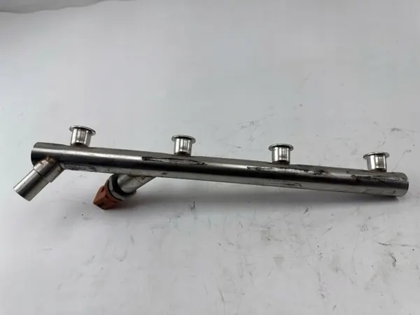 Kraftstoffverteiler OEM 079133316BM für Audi RS6 C7 2016 image 9