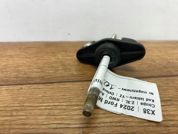 Tornillo rueda de repuesto OEM SRUBAZAPAS Ford Mustang VII image 4