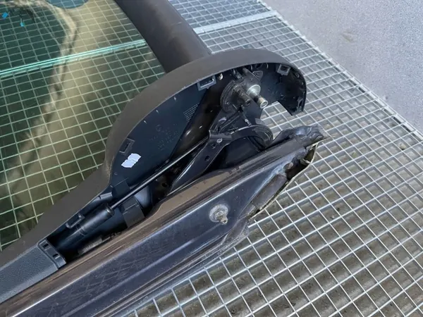 Luna trasera Skoda Superb B6 OEM 43R001108 Usada image 4