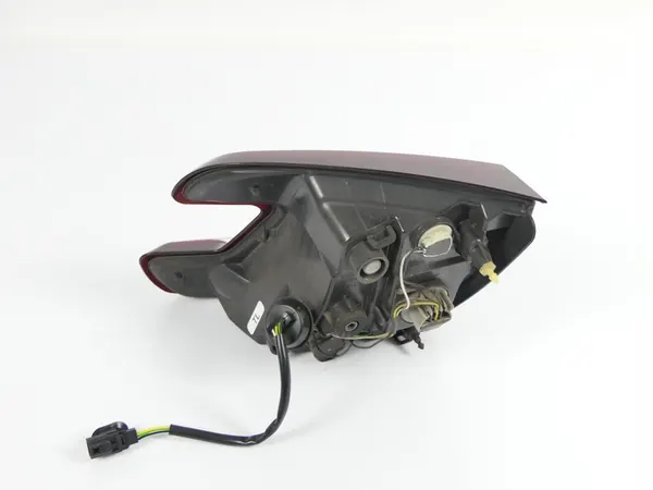 Luz trasera izquierda Renault Megane III GrandTour image 4