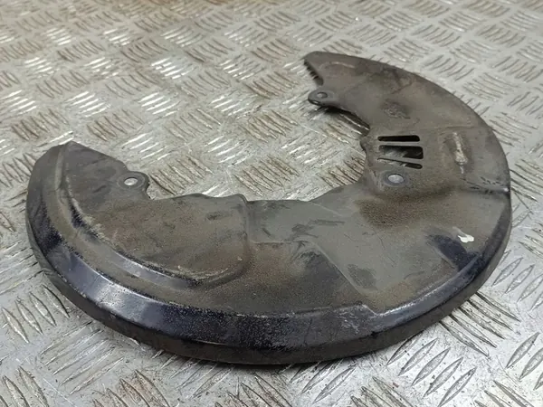 Protetor de freio dianteiro Subaru Outback 2017 image 3