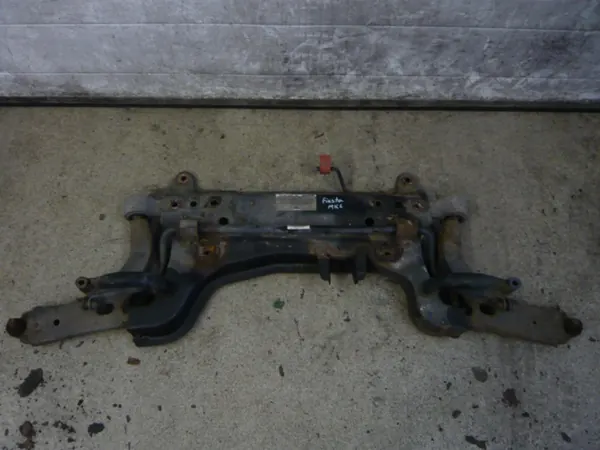 Ford Fiesta Mk6 Etujoussi OEM Käytetty image 2