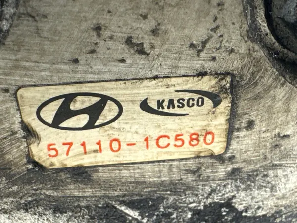 HYUNDAI GETZ 05-11 Bomba de direção 57110-1C580 image 4