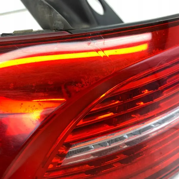 Conjunto de lámpara trasera izquierda VW PASSAT B8 3G 2016 image 10