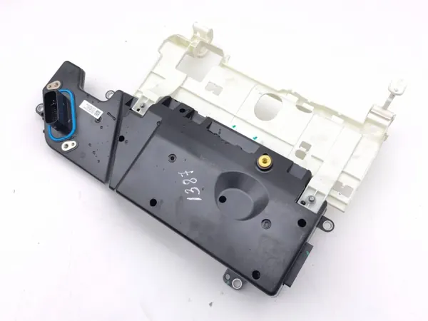 Module de contrôle batterie Tesla Model Y OEM 110639451P image 5