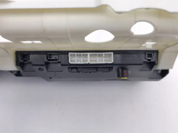 Module de contrôle batterie Tesla Model Y OEM 110639451P image 8