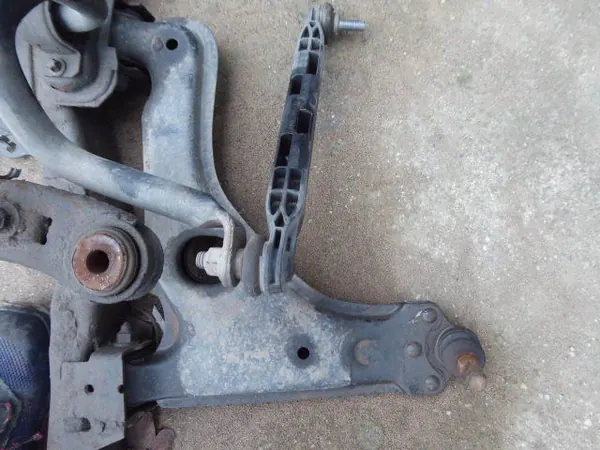 OPEL ZAFIRA B 05-08 Framfjäderbalk 1.9 CDTI OEM image 3