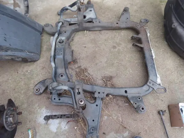 OPEL ZAFIRA B 05-08 Framfjäderbalk 1.9 CDTI OEM image 6
