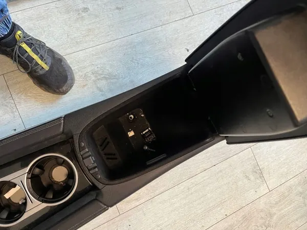 Accoudoir Mercedes-Benz ML W164 Console Centrale OEM 6185 image 4