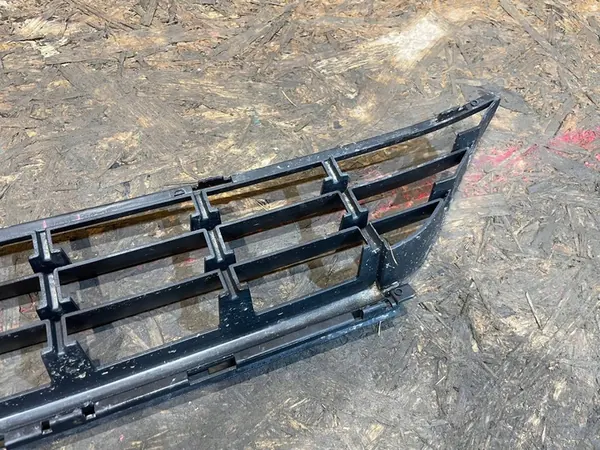 Griglia inferiore paraurti anteriore Volvo XC60 2013-2017 OEM image 6