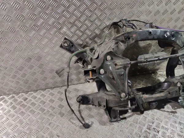 Cadre auxiliaire arrière Lexus NX 2016 OEM UTO16744 image 3