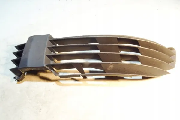 Griglia paraurti sinistra VW PASSAT B5 3B0853665H image 2
