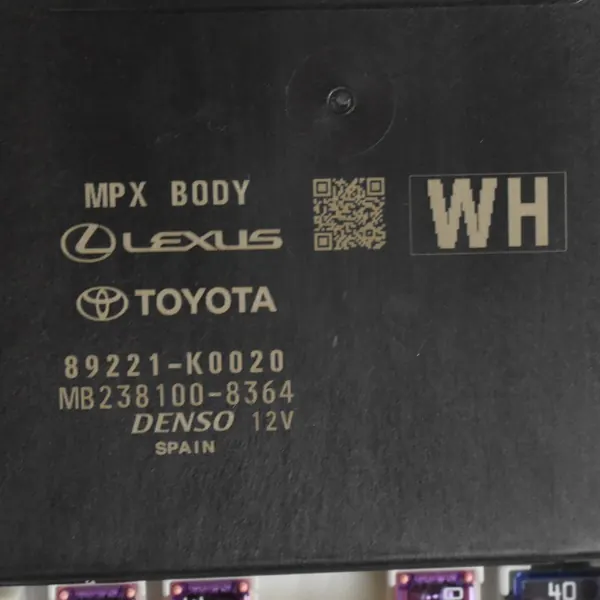 Módulo fusível Toyota OE 82730K0080 - Usado image 3