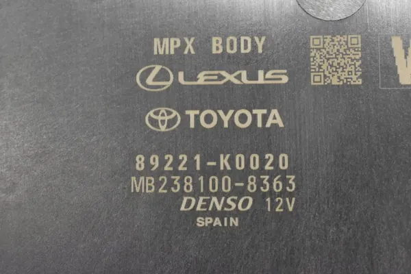 Módulo fusível Toyota OE 82730K0080 - Usado image 8