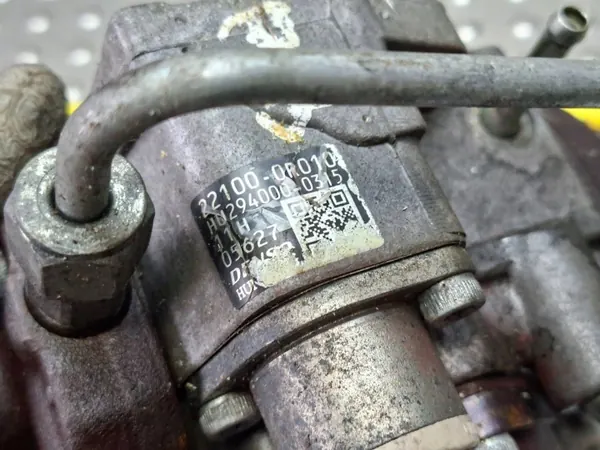 Toyota Avensis T25 2.0 D4D inspuitpomp OEM S25165926 image 5