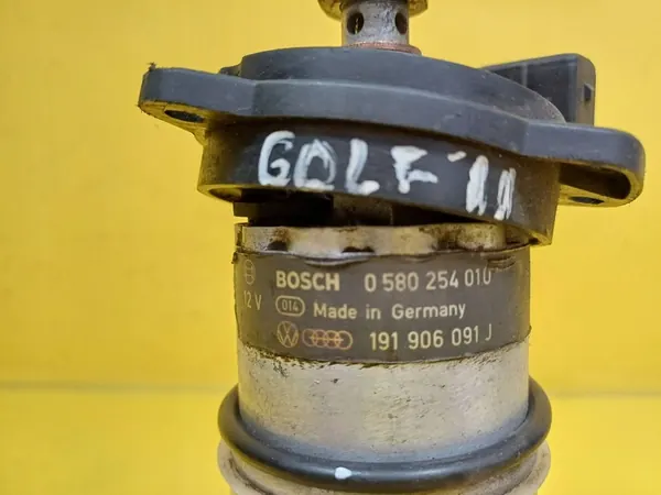 Bomba de Combustível VW Golf II 1.8B 191906091J / 0580254010 image 2