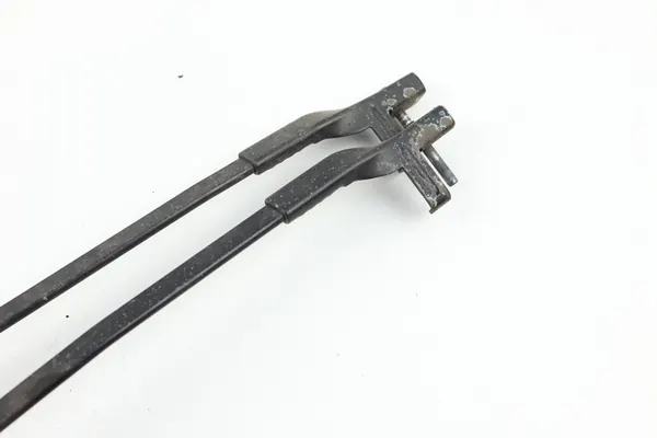 VW Passat B5 FL Skoda Superb I Front Wiper Arms Aero OEM image 3