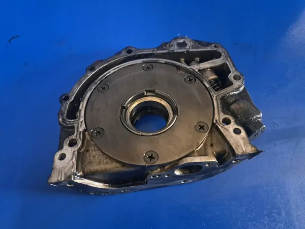 Pompe à huile OEM 074115109C pour VW Crafter 2.5 TDI image 2