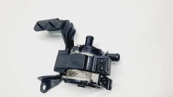 Waterpomp Nissan Qashqai III J12 1.5 VC-T OEM 21580-6UM0A image 4