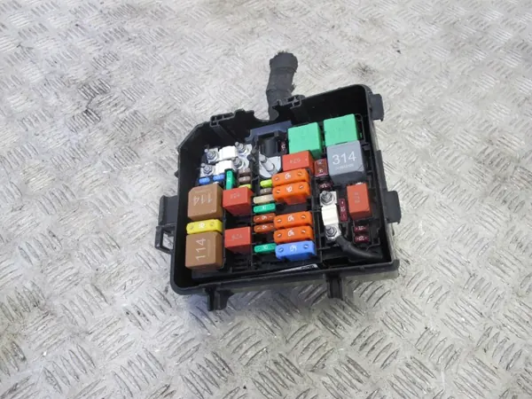 Sulakekotelo Jeep OE OEM FIAT 600 JEEP AVENGER 1.2 image 2