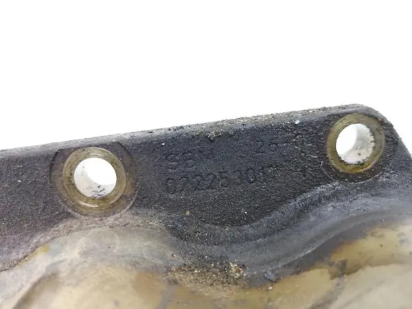 Exhaust Manifold VW Touareg 022253017 3.2L image 5