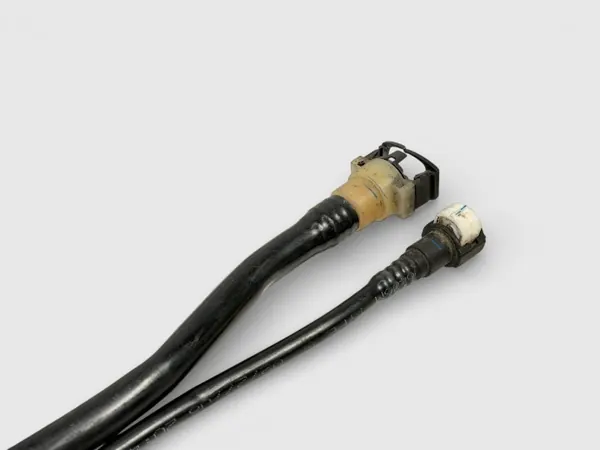 OEM 11GM309A Tuberías Tanque Combustible Cadillac image 3