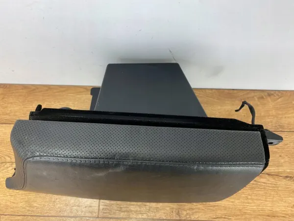 OEM 105373252PINYA mittkonsol armstöd för Corvette C6 image 9