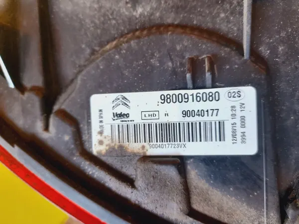 Lámpara Trasera Derecha Citroen C4 Cactus 2015 OEM 9800916080 image 4