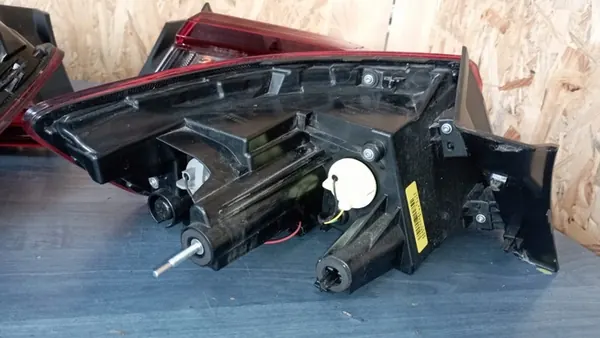 Bakljus Dacia Sandero III Stepway 265557573R 265501832R image 5