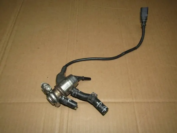 Porsche AdBlue-suutin OEM 7P5131113D - Käytetty image 2