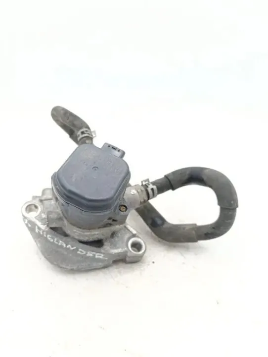 Refroidisseur d'huile Toyota OEM 0810G861 2.49L Occasion image 2