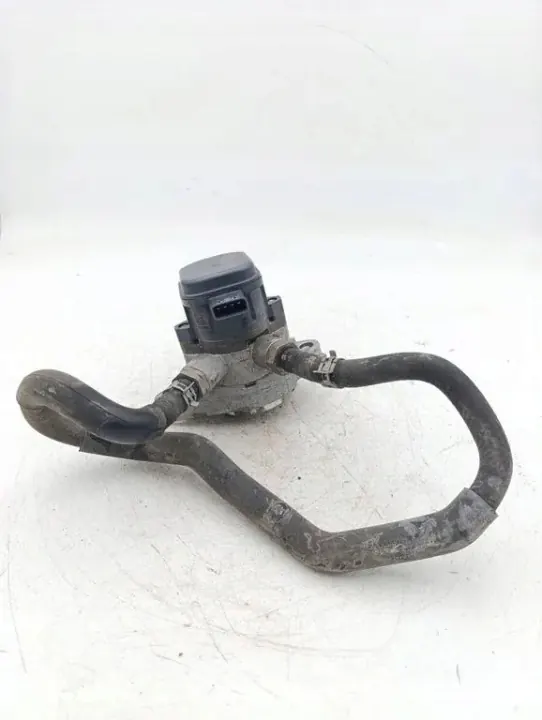 Refroidisseur d'huile Toyota OEM 0810G861 2.49L Occasion image 5