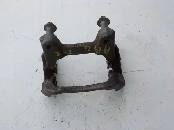 Support de serrage arrière Mercedes Classe A W177 OEM L76724AD image 3