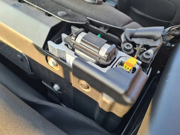 Verrou de capot OEM CAPOTAŻ pour Opel Cascada - Occasion image 3