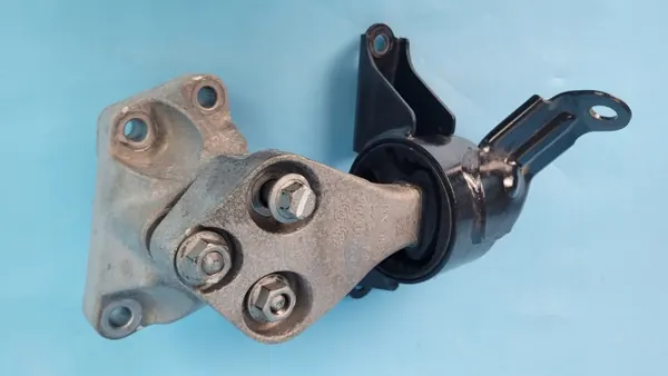 Chery Omoda 5 vaihteiston tuki OEM 206000096AA image 10