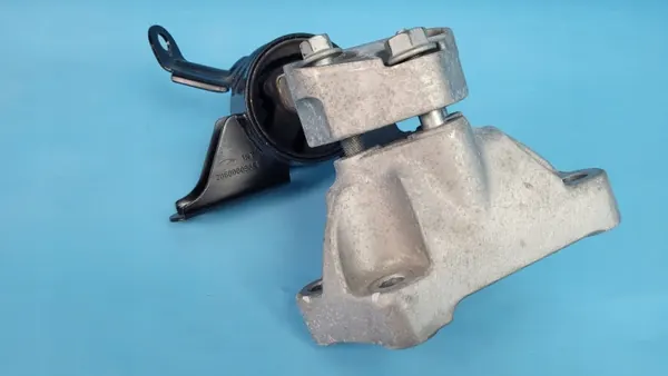 Chery Omoda 5 vaihteiston tuki OEM 206000096AA image 5