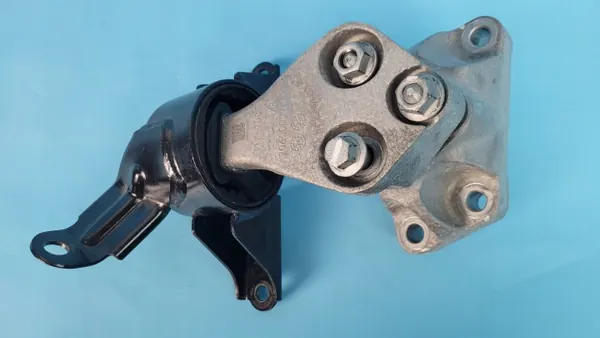 Chery Omoda 5 vaihteiston tuki OEM 206000096AA image 6