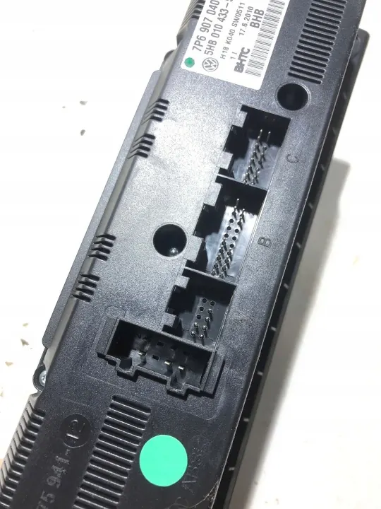 Panel AC OEM 7P6907040AA para Volkswagen Touareg image 3