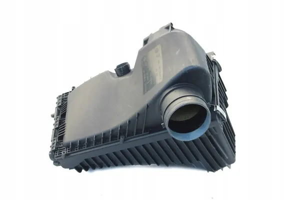 VW Touareg Luchtfilter OEM bt-cars-27657 Gebruikt image 2