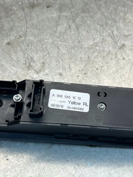 Achterste rechter raam bedieningsknop MERCEDES-BENZ image 2