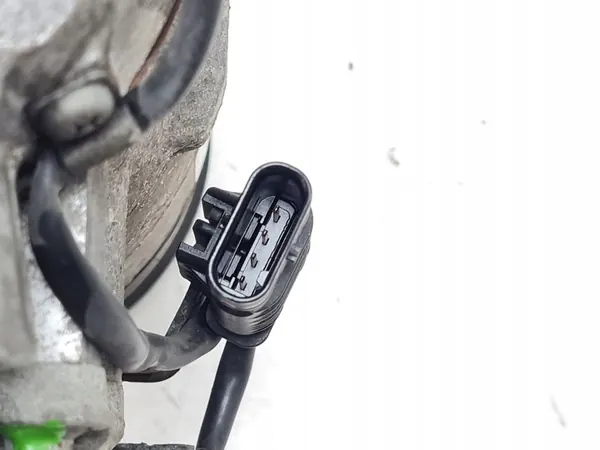 Compresor de aire acondicionado Mercedes-Benz OE 447260-5982 image 2