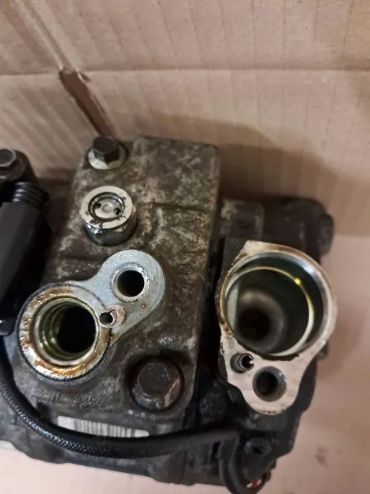 Compresor A/C Mercedes W209 A0002309111 image 8