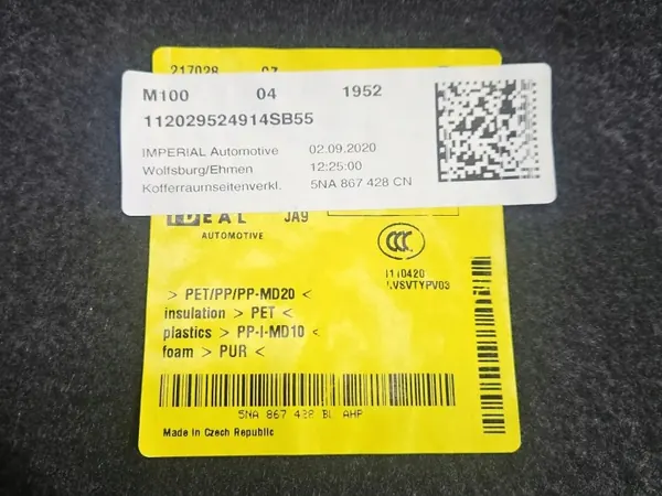 Rechte Kofferraumabdeckung OEM 5NA867764B VW Tiguan II 16- image 3