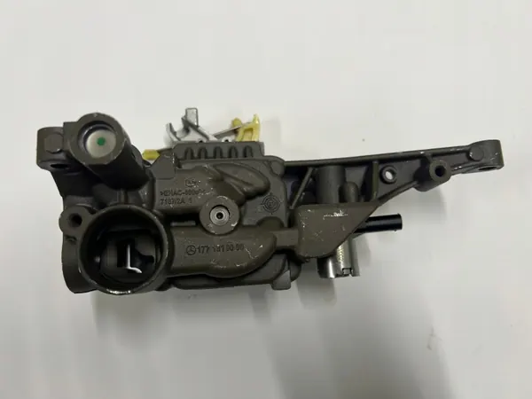 Mercedes Oljepump OEM A1521800200 3.0V6 C43 AMG Begagnad image 4