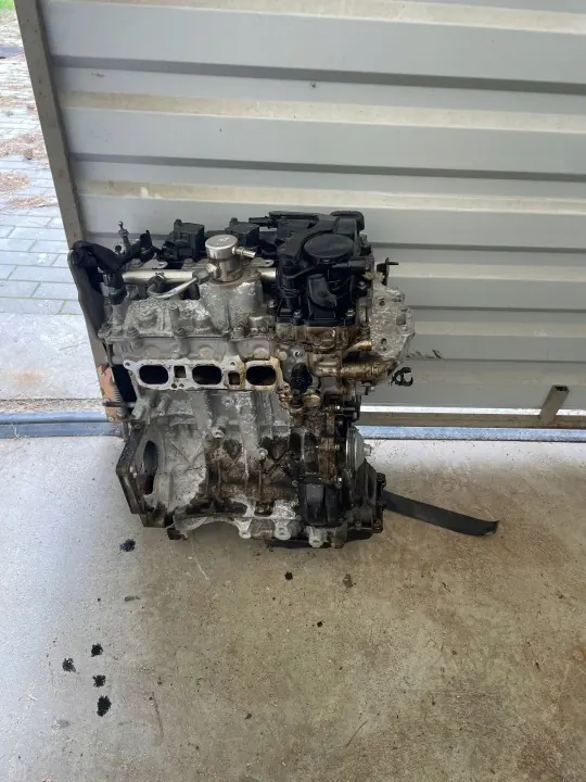 Bloco motor usado Peugeot 5008 II - Peça OEM image 5
