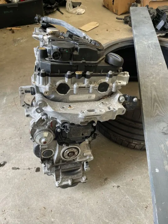 Bloco motor usado Peugeot 5008 II - Peça OEM image 9