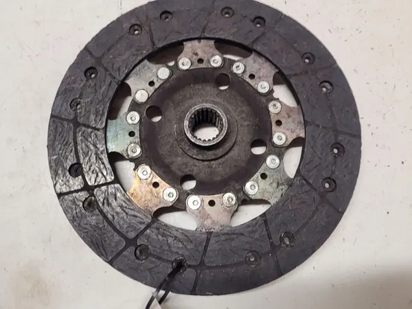 Disque d'embrayage PEUGEOT 407 2.0L diesel 2007 9651263880 image 2