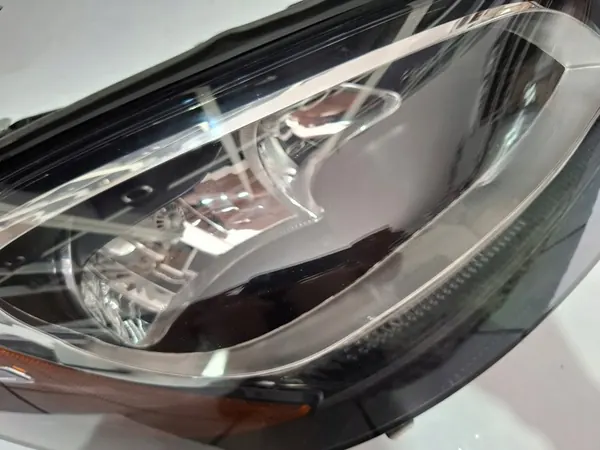 Rechter Reflectorlamp Mercedes C W205 A2059067202 image 3