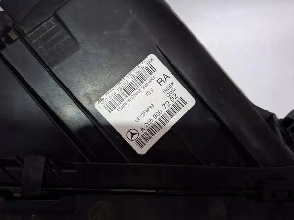 Rechter Reflectorlamp Mercedes C W205 A2059067202 image 6